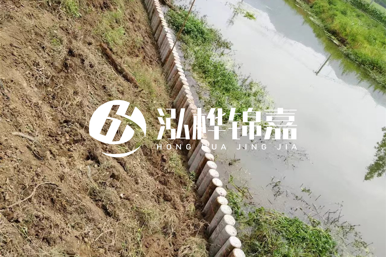 仿木樁施工前注意事項(xiàng)-水泥樁打樁機(jī)是怎么打樁的？