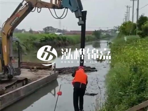 水挖打木樁專業(yè)團(tuán)隊(duì)泓樺錦嘉-最大可以打幾米的木樁？